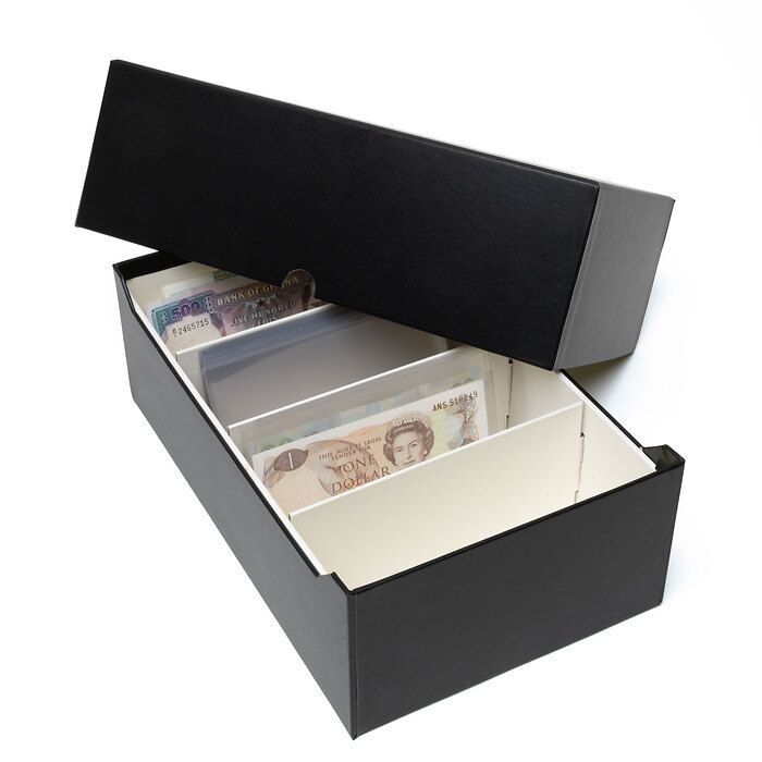 Caja archivadora Logik para 500 billetes, color negro